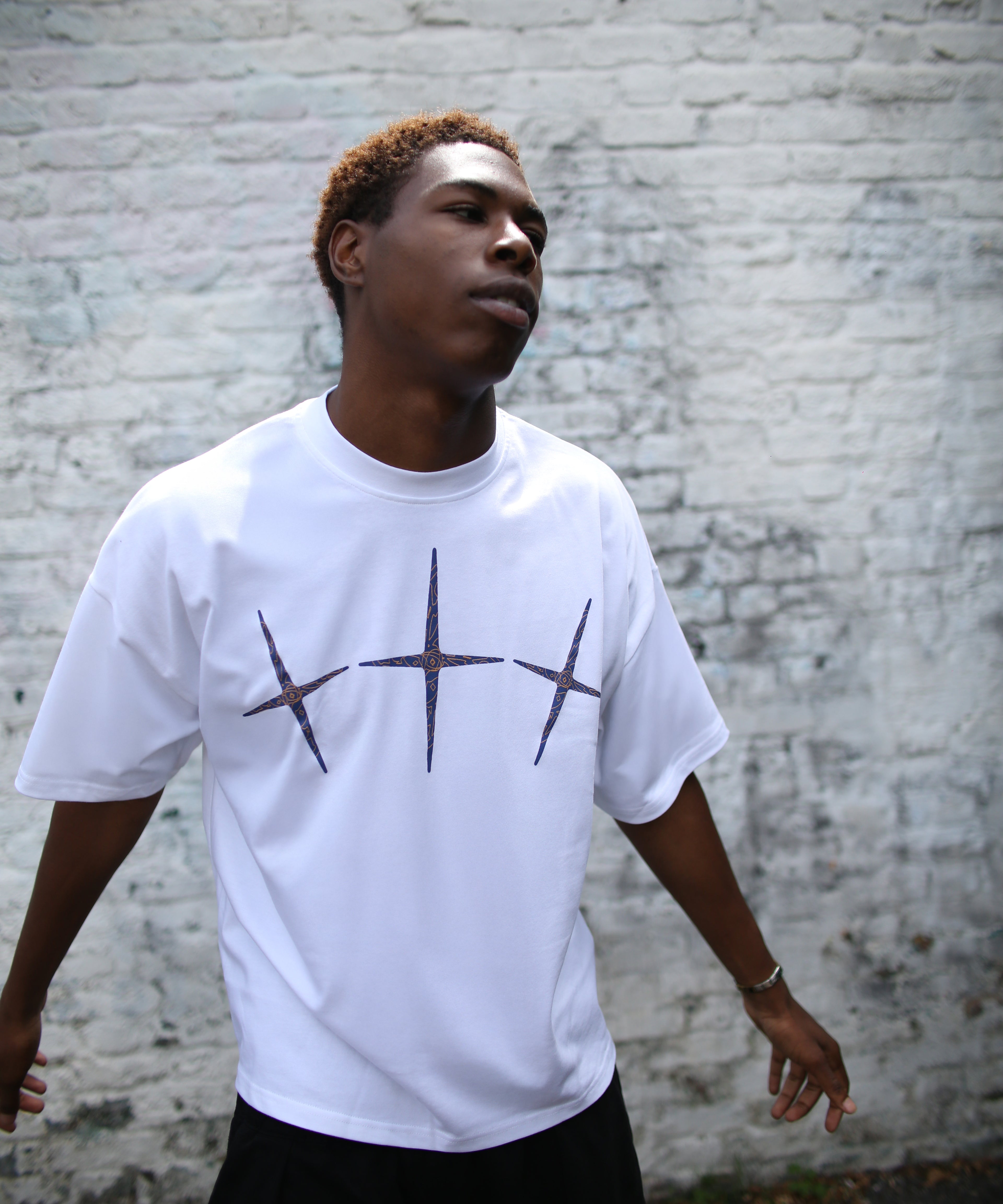 STAR TEE